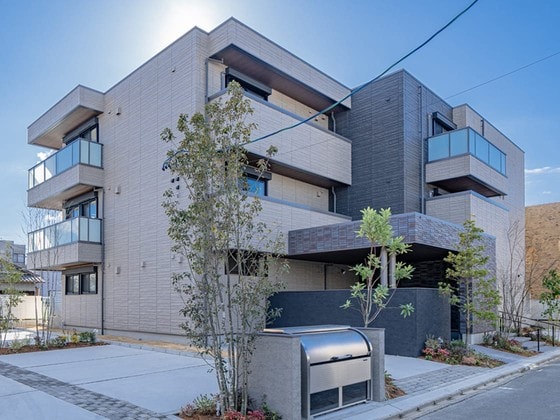 ベレオ川名
